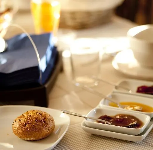 Al Sole Di Cavessago Bed & Breakfast 3*