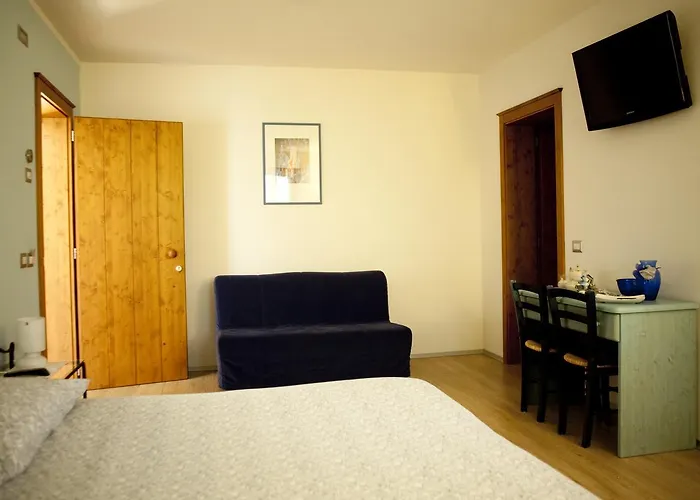 Bed & Breakfast Al Sole Di Cavessago 3*